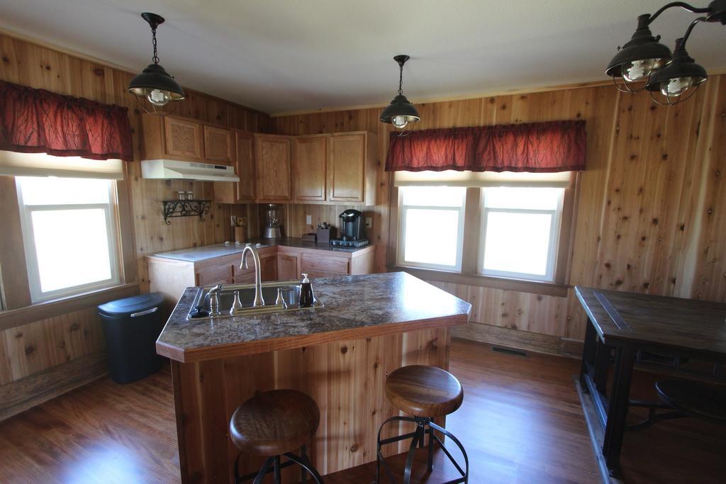 Clover Cliff Ranch Bed And Breakfast Elmdale Esterno foto